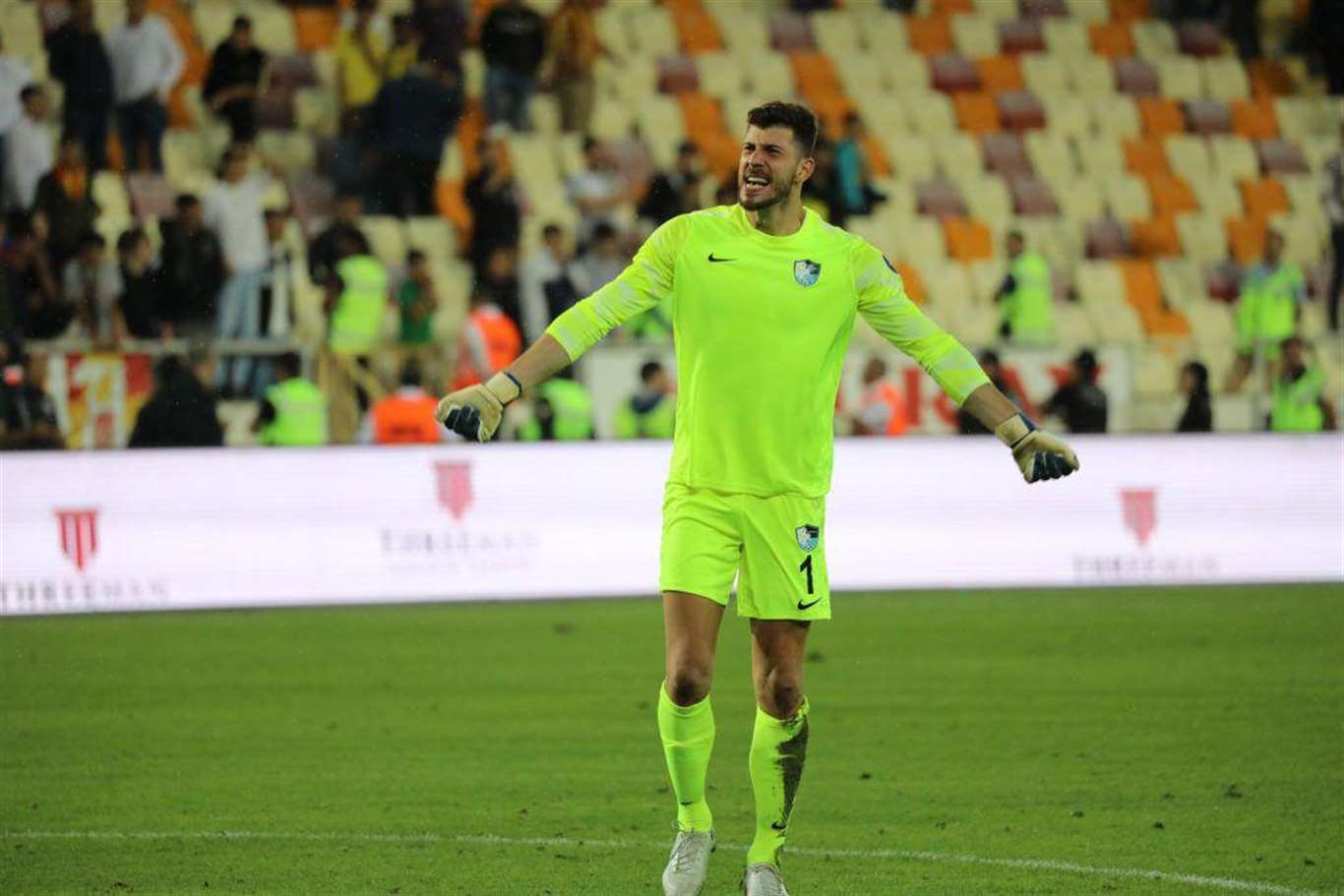       Bodrum FK, kaleci transferinde Göktuğ Bakırbaş'ı listesine aldı haberi